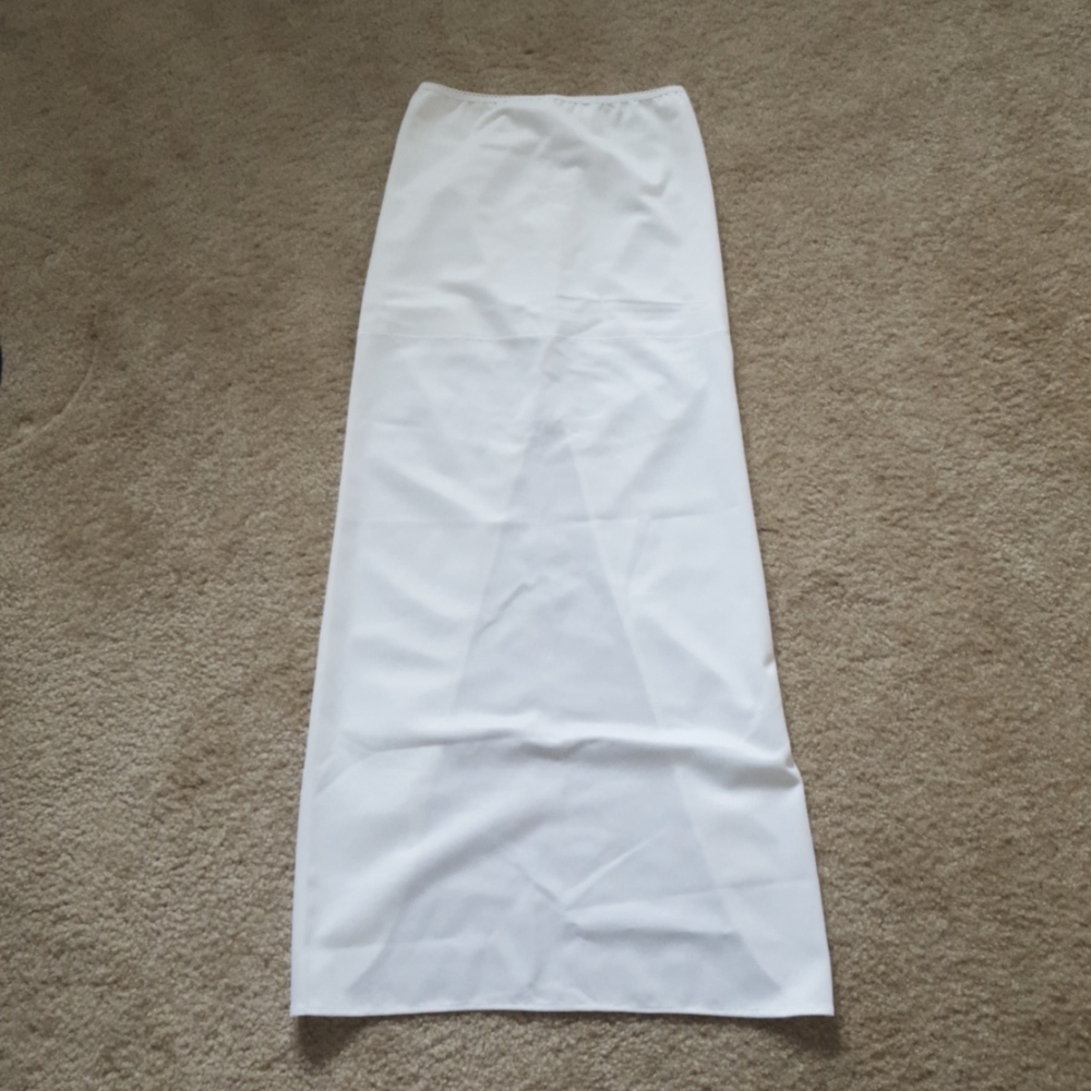 Ankle-length Slip